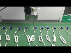 高速自動接着剤配送機 コンベヤーベルトとPC制御